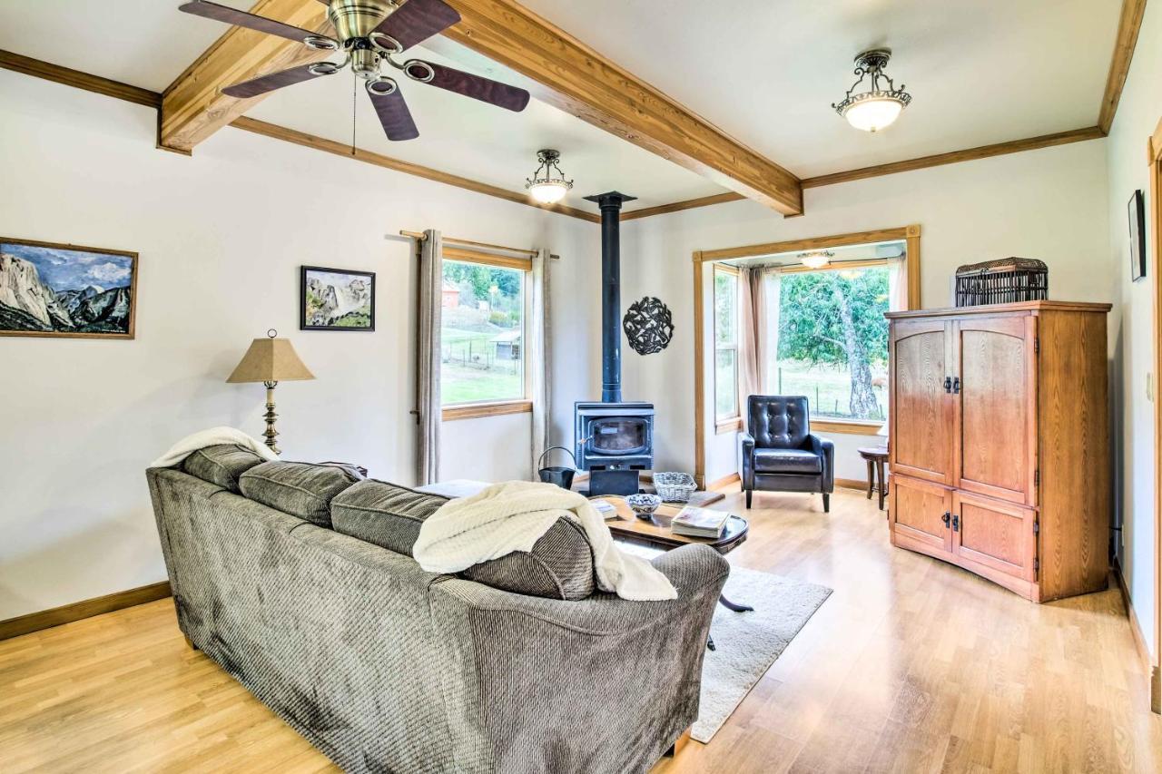Quaint Coquille Getaway Near Beaches And Parks! 외부 사진